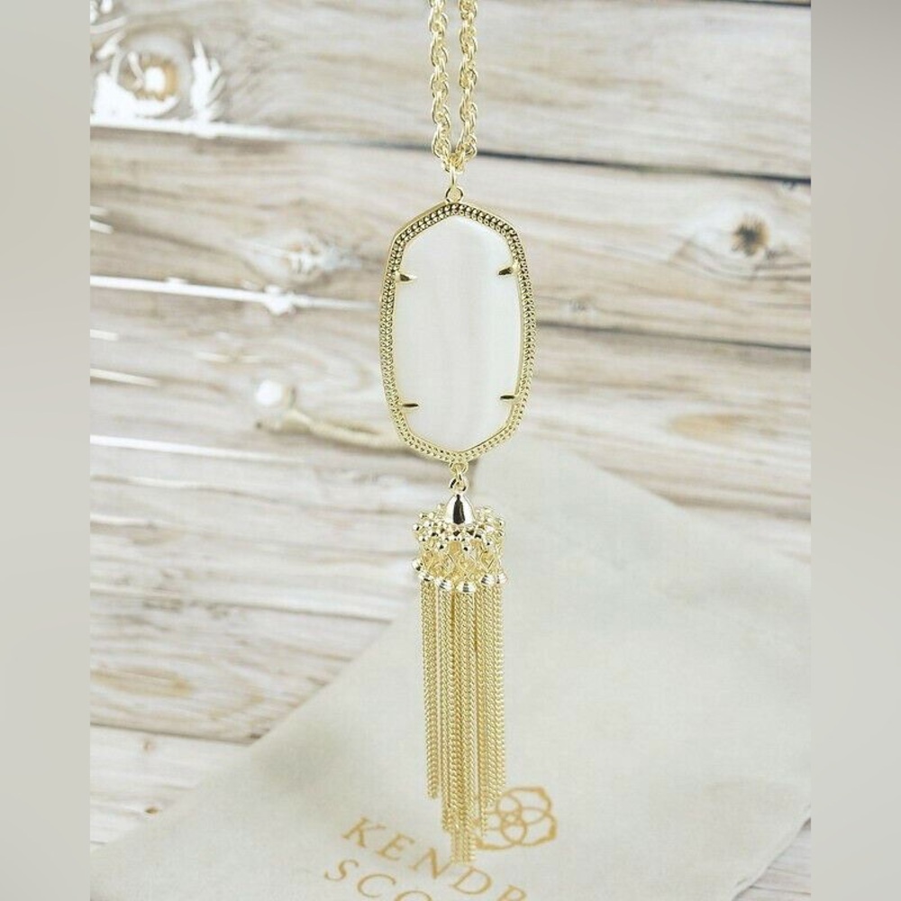 Kendra Scott Rayne white mother of pearl necklace